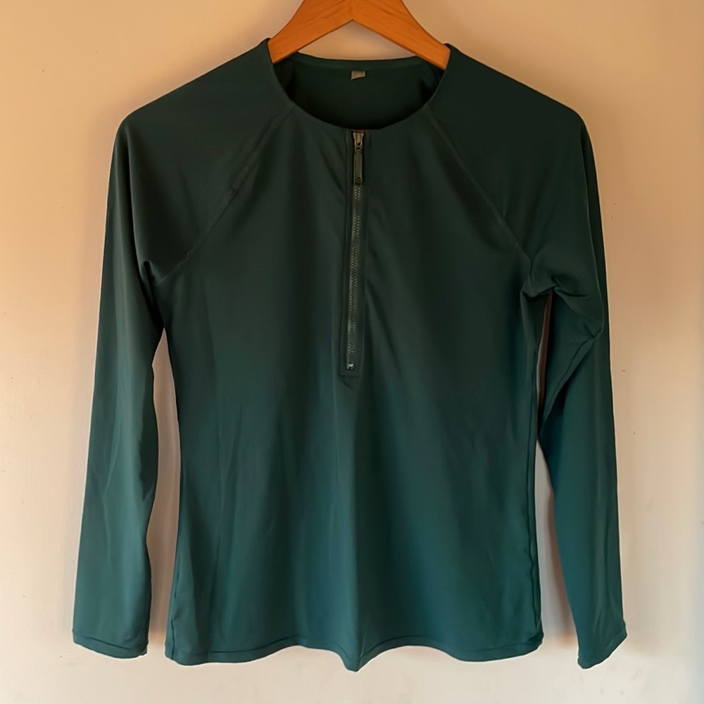 Garnet Hill front zip rash guard
